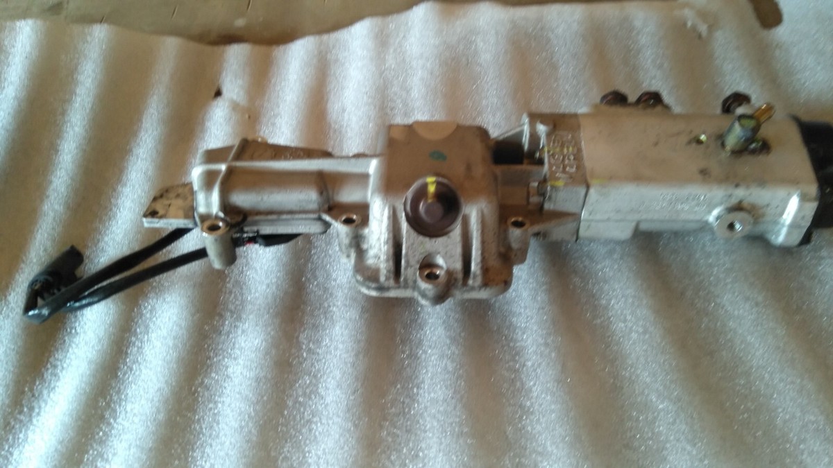 ダフ　e本体+ r② Maserati Quattroporte 05-11 F1 DuoSelect Gearbox Hydraulic