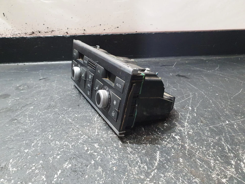 AUDI Q7 HEATER/AC CONTROLS A/C BUTTON, W/ SEAT WARMER, 09/06-08/15, 4L0820043AP - Image 2 of 4