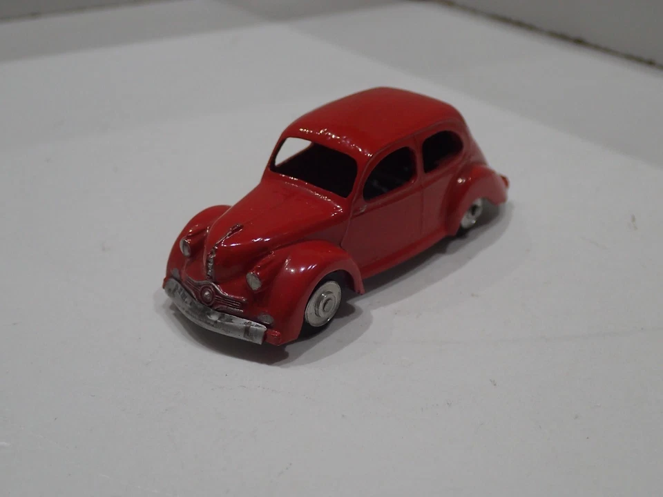 CIJ EUROPARC PANHARD DYNA SCALA 1:43 CONDIZIONI PARI AL NUOVO (10) - Immagine 2 di 4