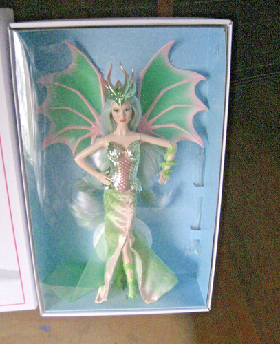 Mattel-Collector Doll-Dragon Empress Mythical Barbie-NBRB-Original Shipping Box - Picture 3 of 5