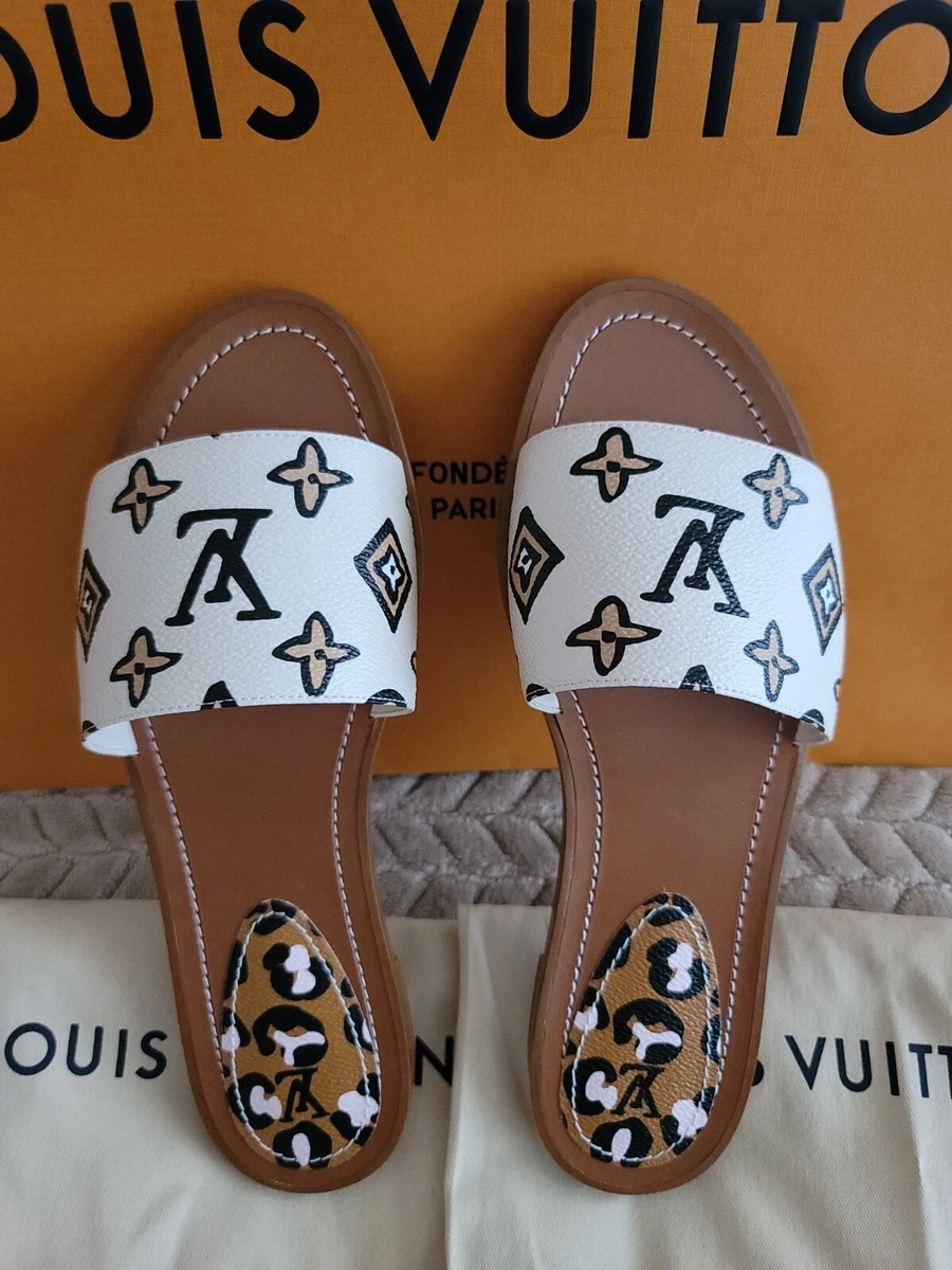 Louis VUITTON WILD AT HEART CREME GIANT MONOGRAM MULE SANDAL SIZE