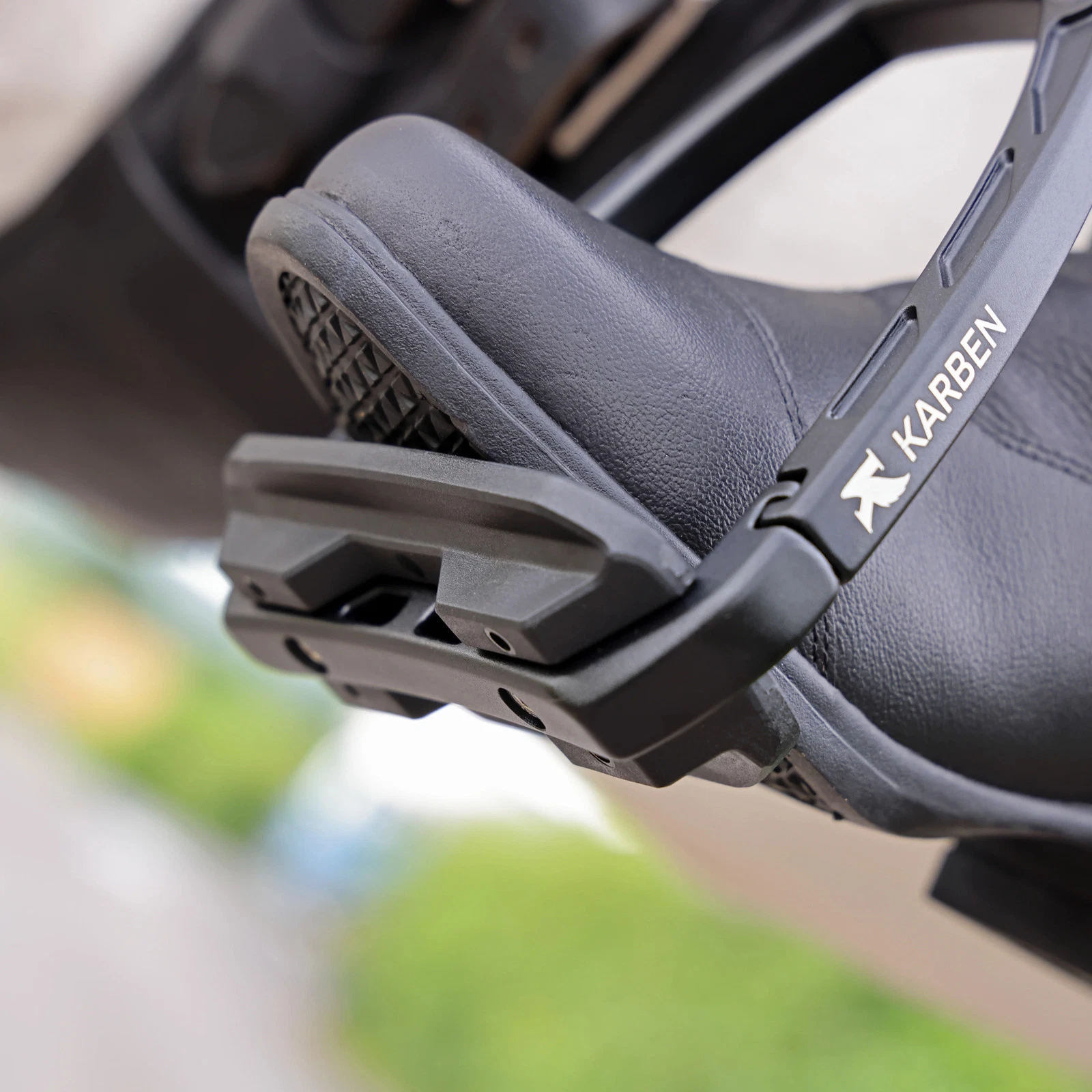 Shires Karben Stirrups - Thumbnail 2