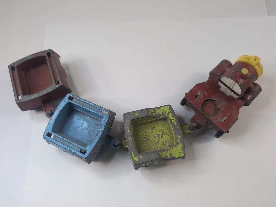 Lote De Colección De 4 Juguetes Tootsie Die Cast Tren Motor Y 3 Vagones De Tren 2-2.5" Foto 3 de 4