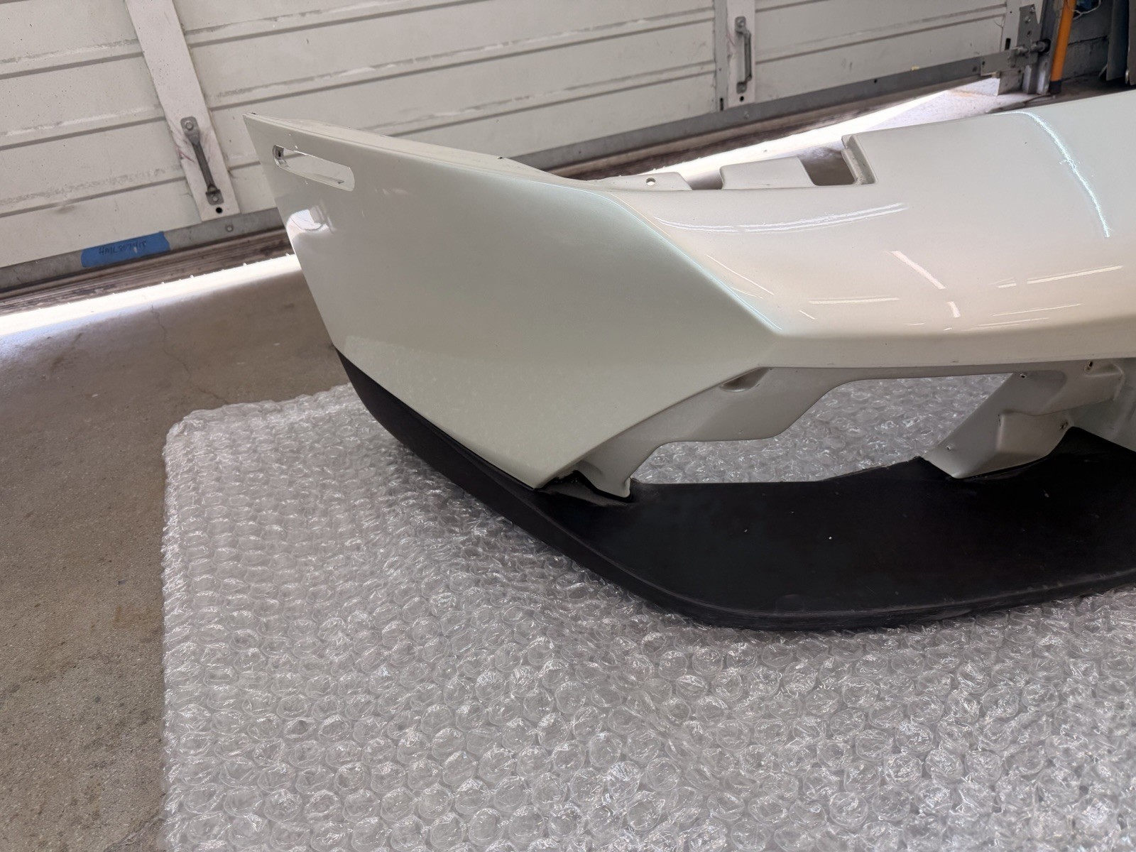 Lamborghini Murcielago Front Bumper White P/N 410807103C