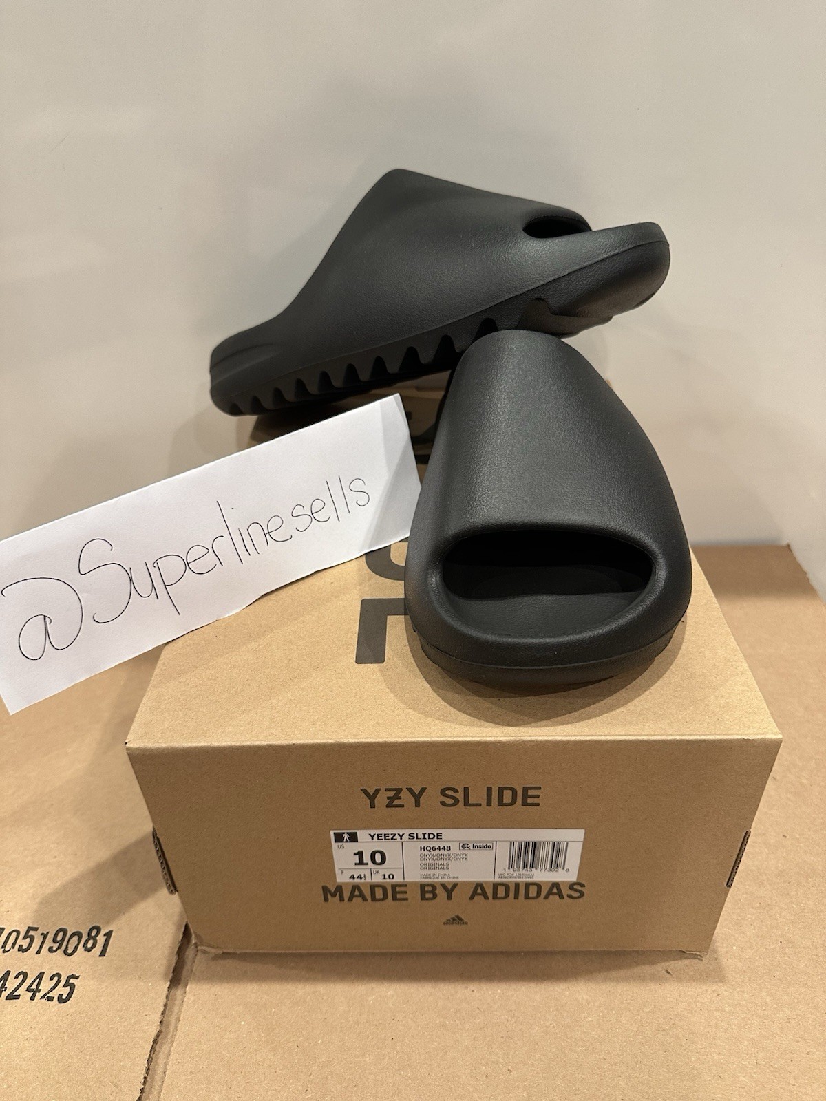 Adidas Yeezy Slide Onyx Size 10 (100% AUTHENTIC | BRAND NEW | FAST SHIPPING)