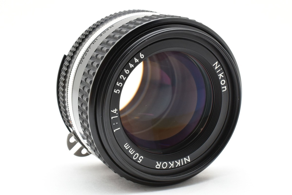 ☆美品☆ Nikon Nikkor Ai-s 50mm f/1.4 8106 Amazon.com : Nikon Nikkor 50mm f/1.4 AI-S : Camera Lens : Electronics