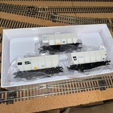 Accurascale ACC1018 BR Grey Tops Pack T