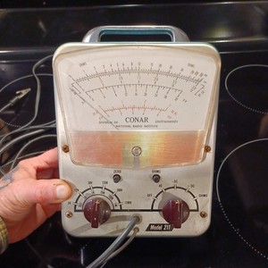 Vintage Conair Model 211 Vacuum Tube Volt OMH Tester