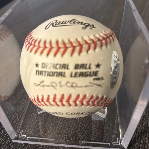 Willie Mays Signed NL Baseball San Francisco Giants Beckett