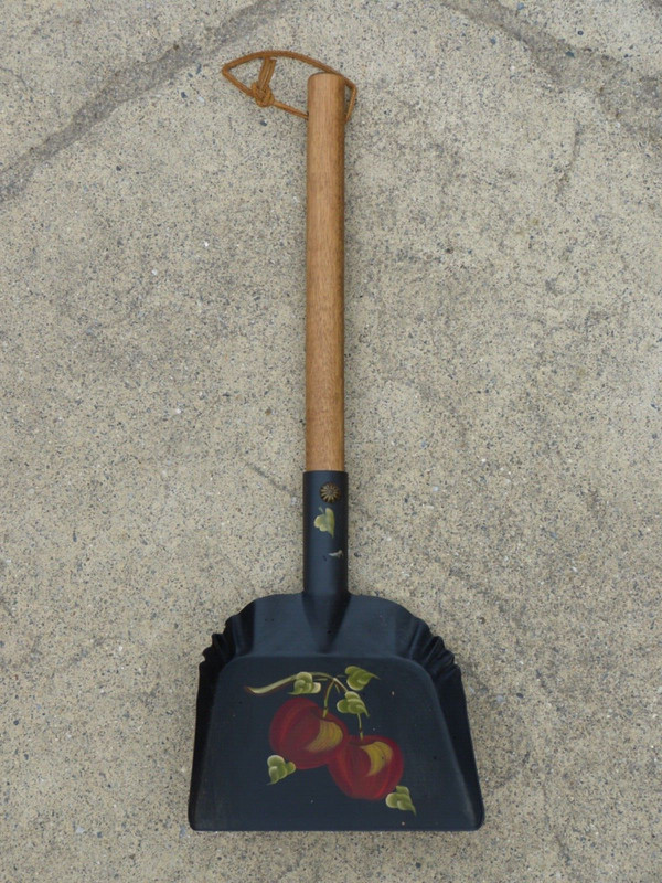 Hand Painted Metal Fireplace Ash Shovel, Apple Theme, Wall Art, 13” Wood Handle