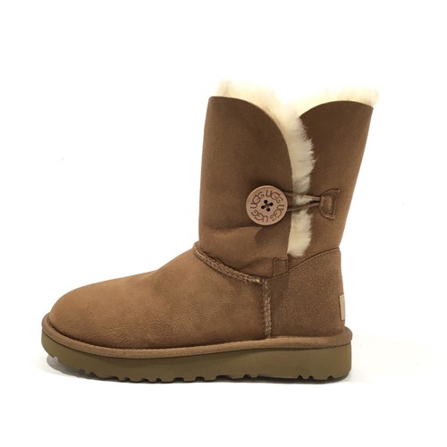 UGG Bailey Button II Damenstiefel - Kastanie Lammfell - US 6 - NEU - Bild 3 von 9