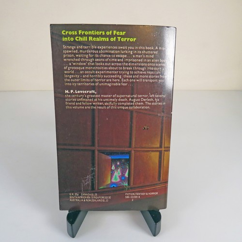 The Shuttered Room by H.P. Lovecraft Vintage 1973 Paperback (PB) Book - Picture 3 of 16