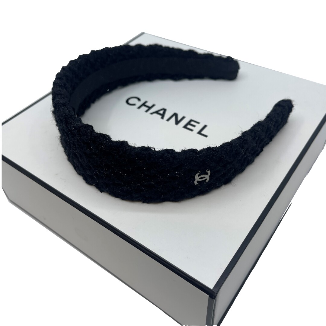 Authentic CHANEL CC Headband Black Velvet 22A Hair Accessory Authentic CHANEL CC Headband Black Velvet 22A Hair Accessory