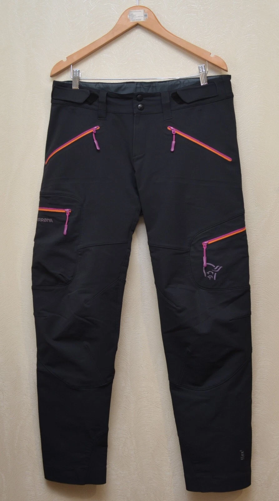 norrona svalbard flex 1 caviar hiking tracking softshell pants