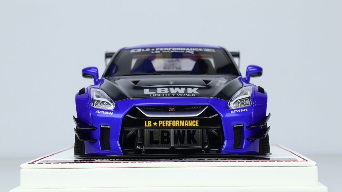 Nissan GTR R-35 Type 2 LBWK (Gloss Blue/ Purple) [Davis & Giovanni