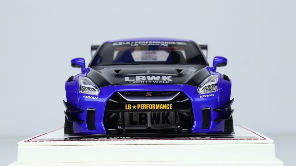 Nissan GTR R-35 Type 2 LBWK (Gloss Blue/ Purple) [Davis & Giovanni] 1/ ...