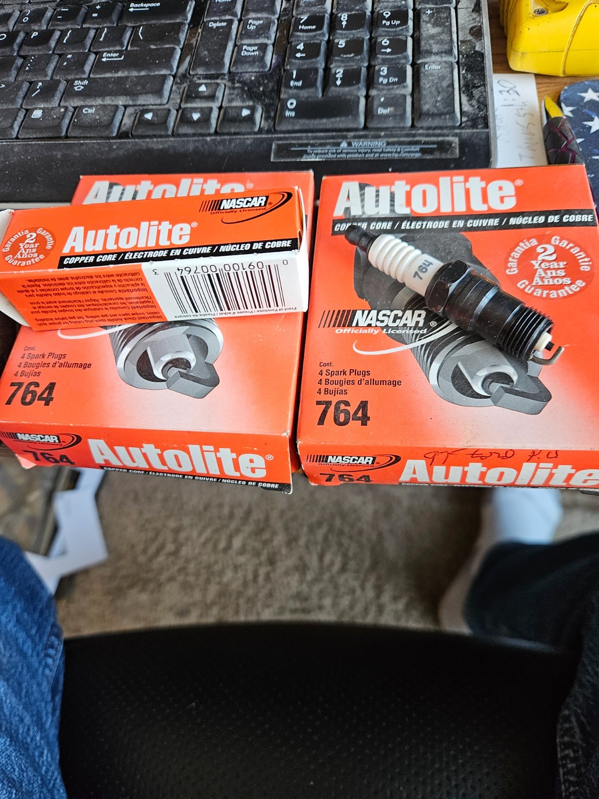 8 NOS AUTOLITE 764 copper core spark plugs