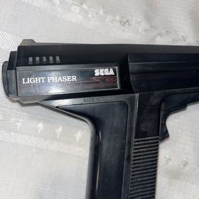 Sega Master System Game Console: Controller, Light Phaser 4 Games Tested