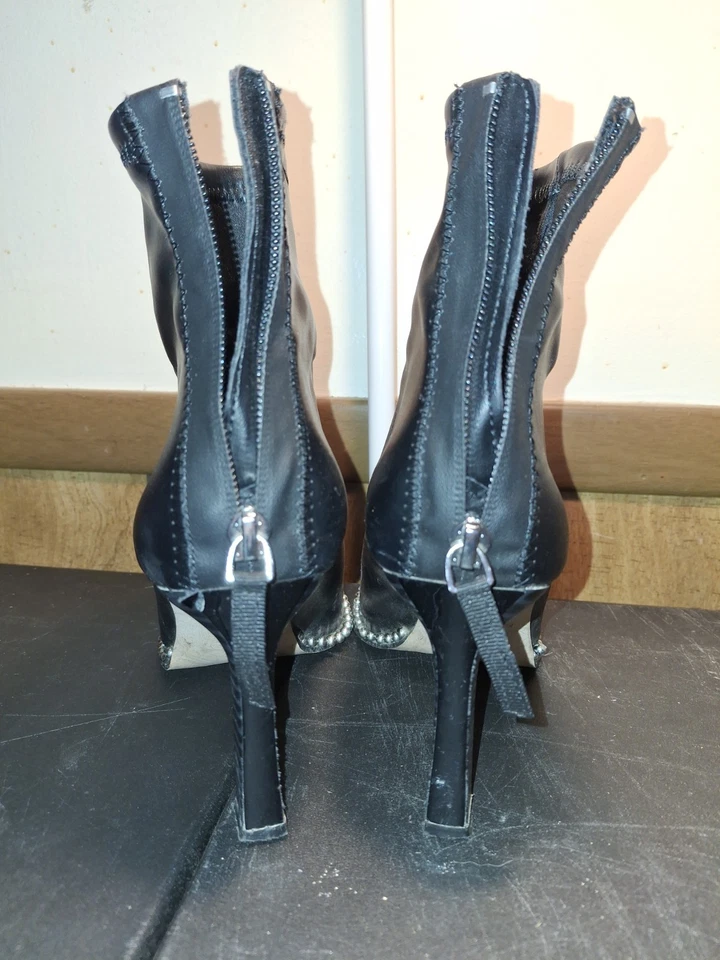 BCB Generations Women's Black 7.5 Medium Ankle Boots With Heel - Image 2 of 3