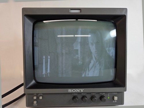 SONY Black and White Video Monitor PVM-97 - Picture 10 of 10
