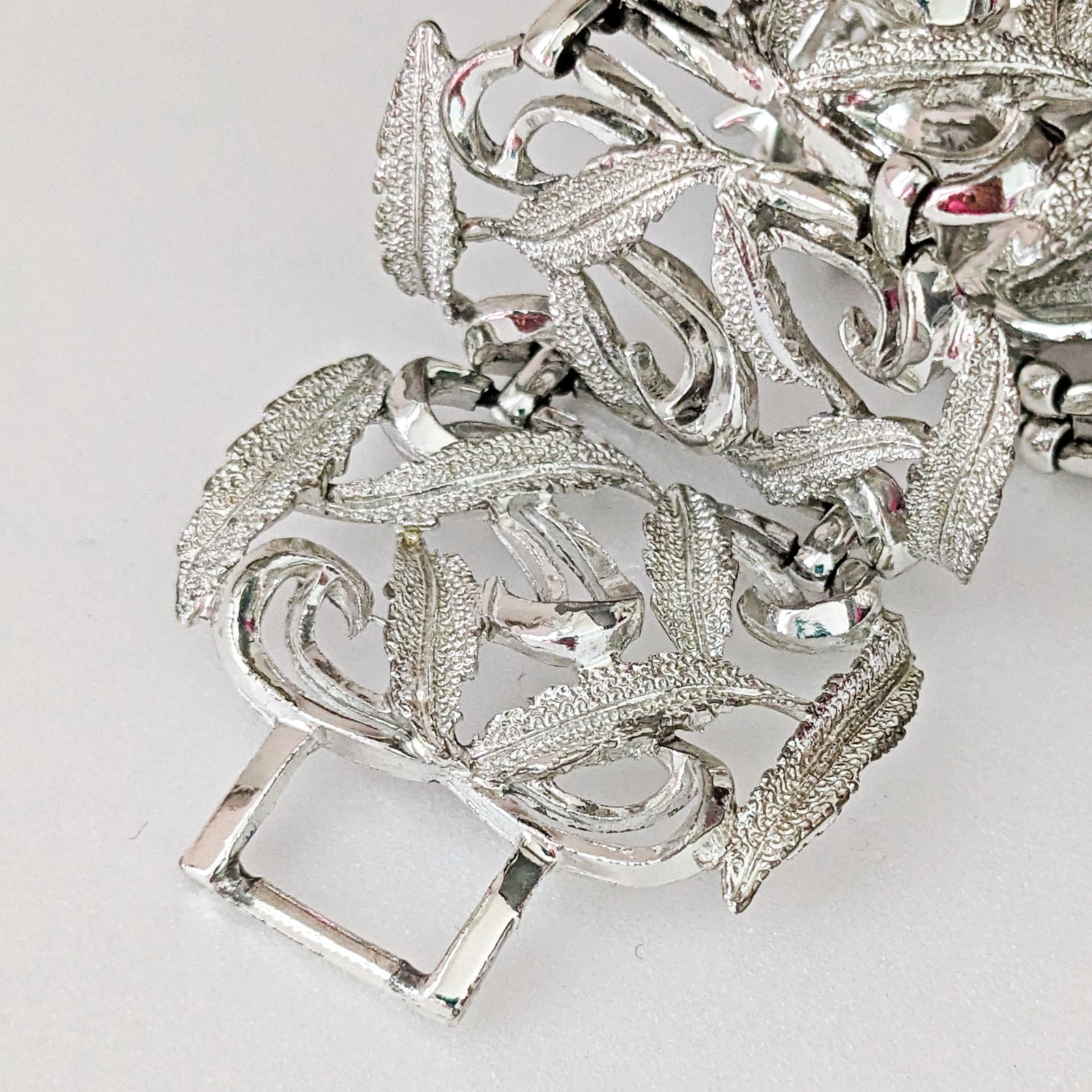 Bracelet silvertone openwork leafy cuff size 6.5 - image 4