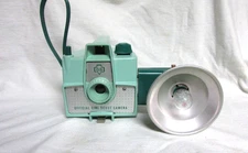VINTAGE 1950s IMPERIAL MARK XII OFFICIAL GIRL SCOUT CAMERA w/ FLASH & BULB