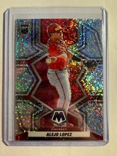 K176,438 - 2022 Panini Mosaic Mosaic White Sparkle #260 Alejo Lopez