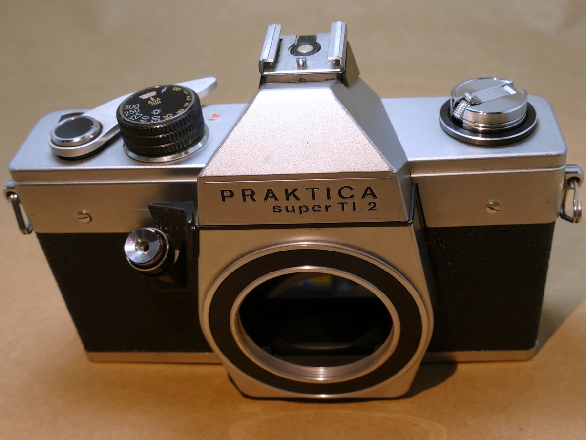 フィルムカメラ PRAKTICA SUPER TL2 + PENTACON 3.5 / 30 フィルムカメラ PRAKTICA SUPER TL2 + PENTACON 3.5 / 30 フィルム