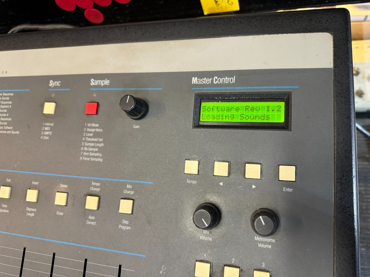 BLACK Emu SP1200 Sampling Drum SP-1200 reissue e mu vintage