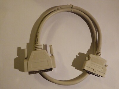 SCSI 2 HD50/HD50M Stecker - SCSI 1 DB50/DB50M Stecker externes Kabel 1m NEU