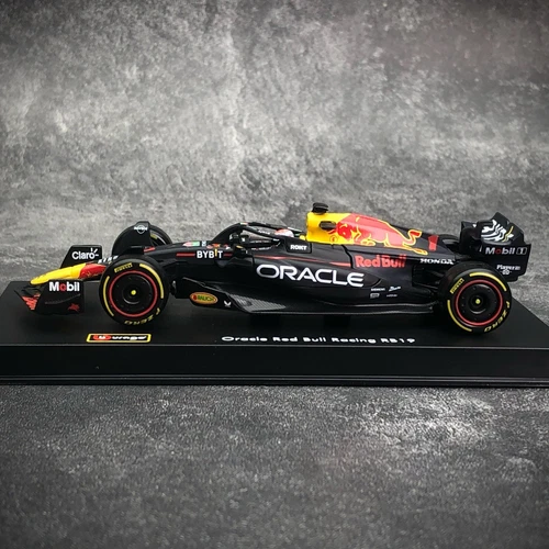 Bburago 1/43 Oracle Red Bull RB19 F1 Model 2023 #1 Max Verstappen W show case - Picture 4 of 10