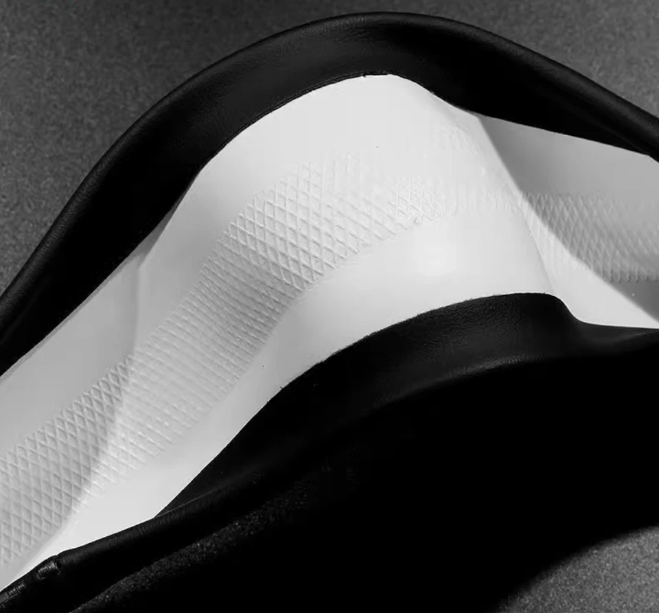 Cubierta de volante de cuero PU + fibra de carbono de 15" para Ford Mustang todos los autos Foto 3 de 4