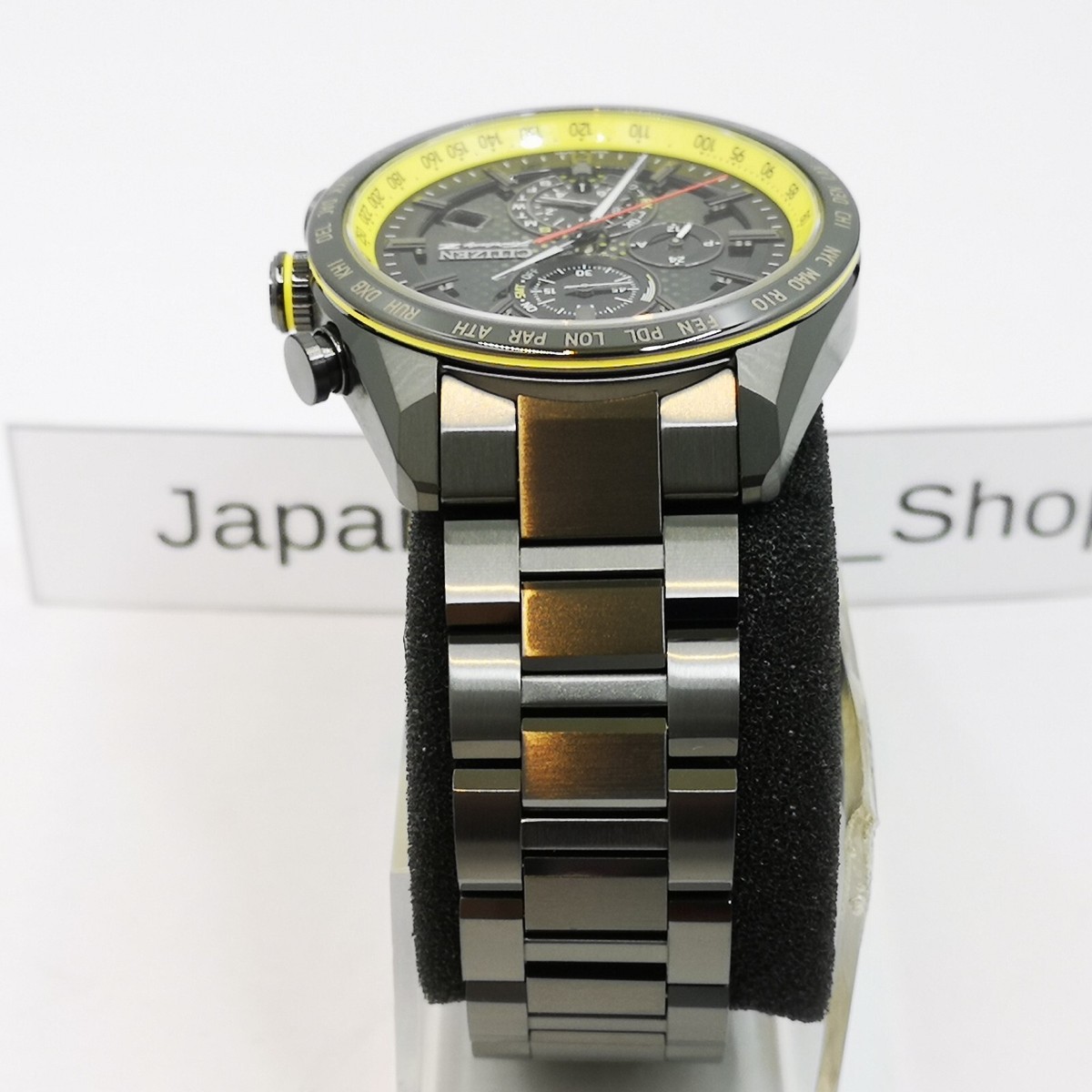 CITIZEN Attesa AT8185-89E NISSAN FAIRLADY Z Black Yellow