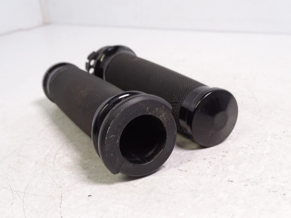 Harley Road King 2002 juego de empuñaduras de tubo de acelerador AVON Controur negro Foto 4 de 4