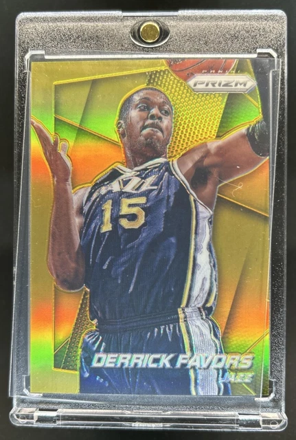 2014-15 Panini Prizm Derrick Favors Prizm Gold #/10 Jazz