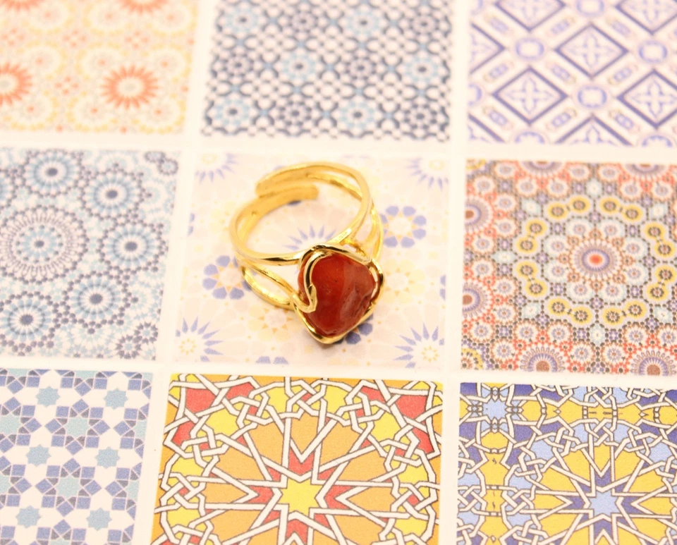 ANELLO CORALLO ROSSO NATURALE SPOLA  ARGENTO DORATO MIS 13 REGOLABILE ARTIGIANAL - Immagine 3 di 4