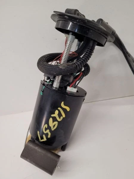 06-08 CHEVROLET COBALT Fuel Pump Assembly 2.2L California Emissions 20870459 - Imagem 2 de 4