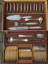 Christofle Modèle Ruban :Porte-couteaux, Couverts De Table Et Pièces De Service