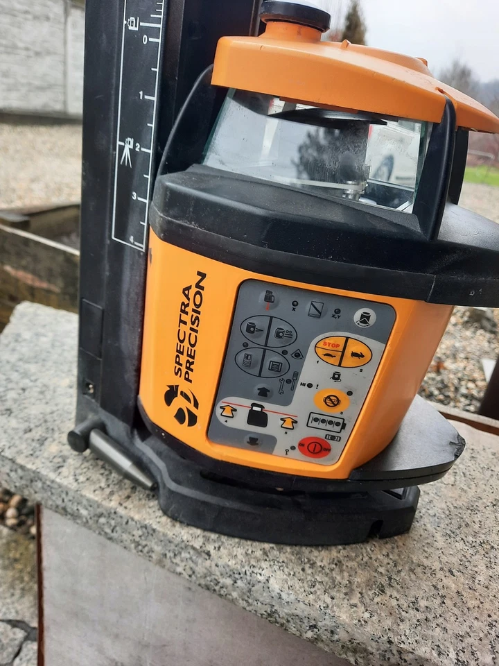 Spectra Precision 1485HP LaserLevel Construction No Battery Untested - Image 2 of 4