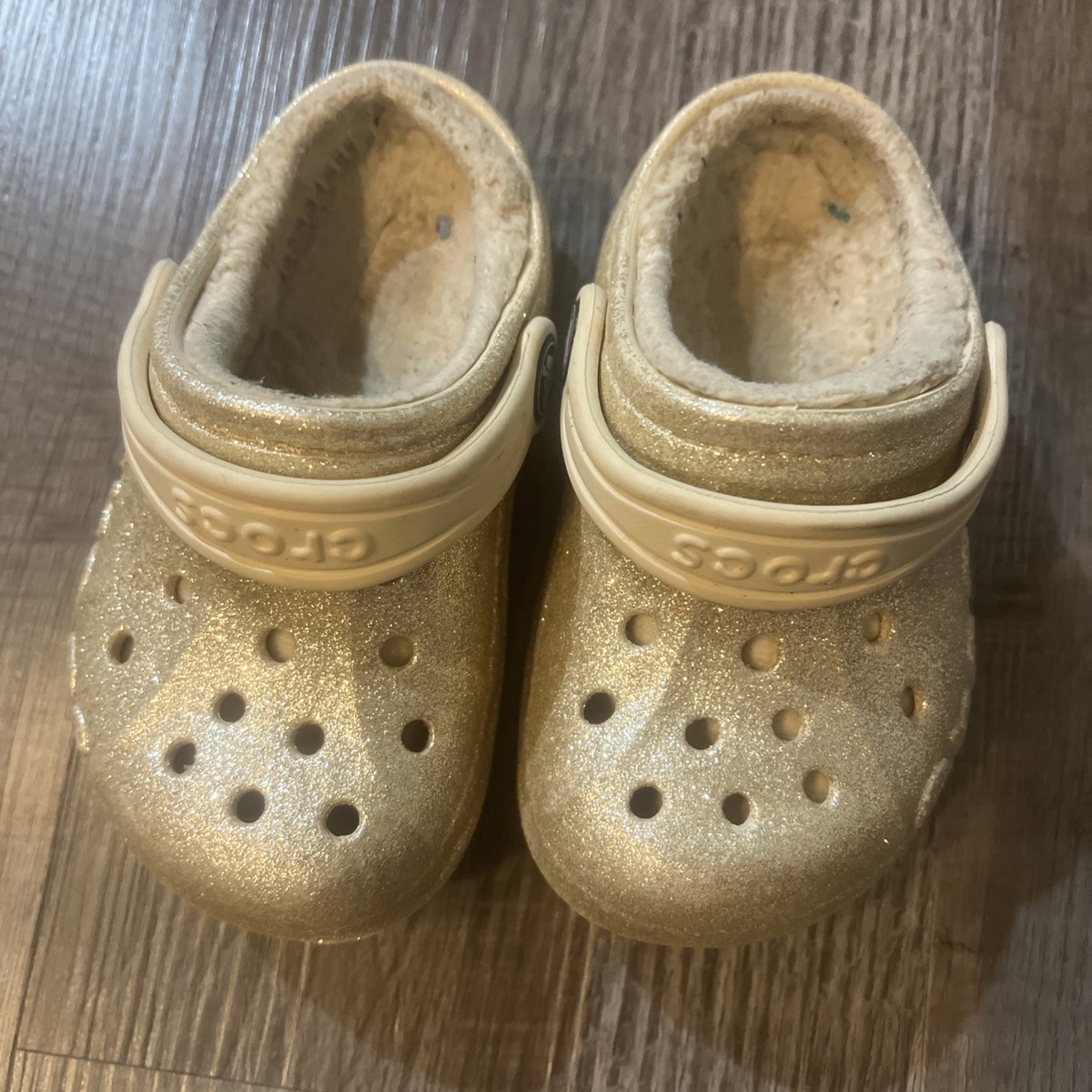 CROCS Men / Woman Glitter Teal and Gold with  Tan size 8M  10W Amazon.com | Crocs Unisex Classic Glitter Clogs Chunky  main image 2