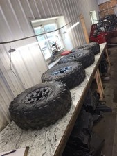 24 Can-am Maverick X3 Turbo Rr 110hours Bead Lock Wheels Rims Tires 30x10r14 24 Can-am Maverick X3 Turbo Rr 110hours Bead Lock Wheels Rims Tires 30x10r14