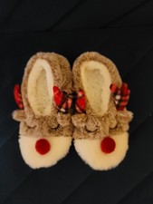 Womens Slippers Plush Size 7-8 New w/o tags