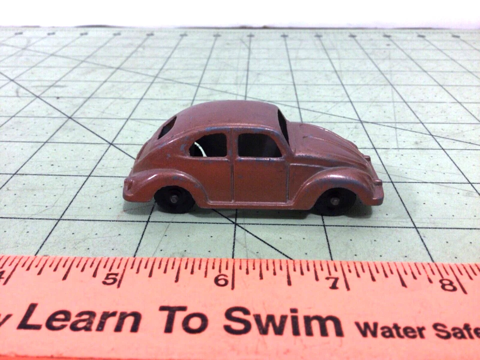 Vintage metal Tootsietoy bronce VW Volkswagen Bug, Beetle, ¡Envío gratuito! Foto 2 de 3