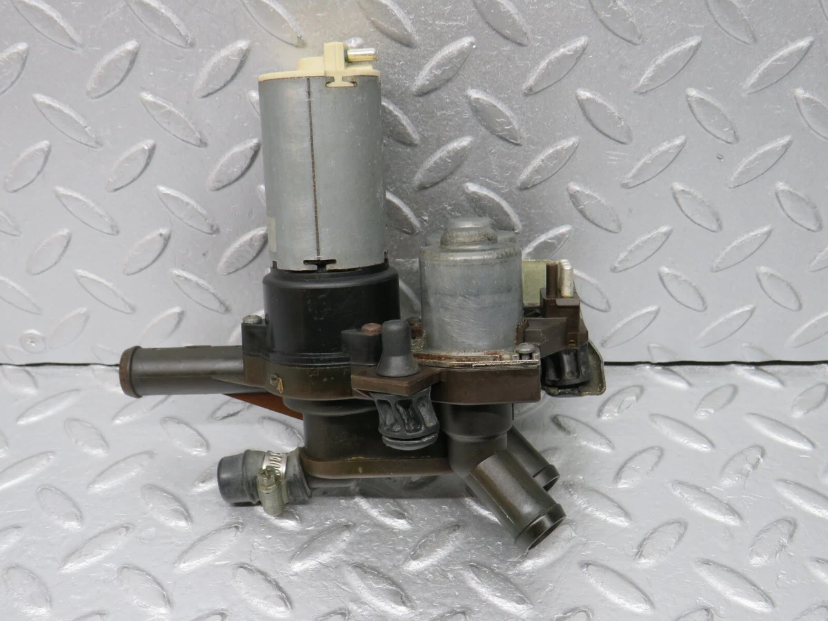 ⚙38033⚙ Mercedes-Benz A124 320E Cabriolet Water Pump 0018303784 