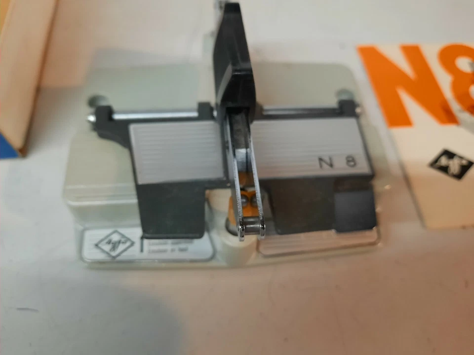 Agfa Klebepresse N8 Splicer Vintage Made in Germany Original Packaging  - Image 4 of 4