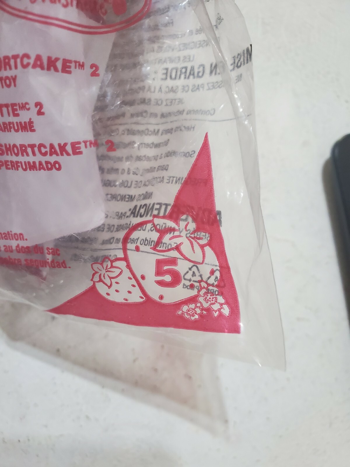 2007 Strawberry Shortcake McDonalds Happy Meal Toy Scented Strawberry