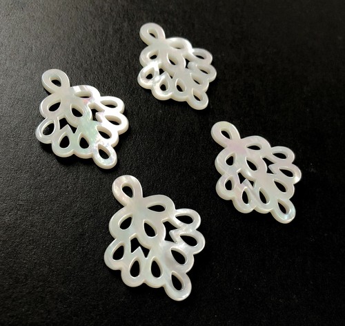 White Mother of Pearl Shell 30x40 mm Carved Filigree Drops One Pair C8326 - Picture 5 of 6