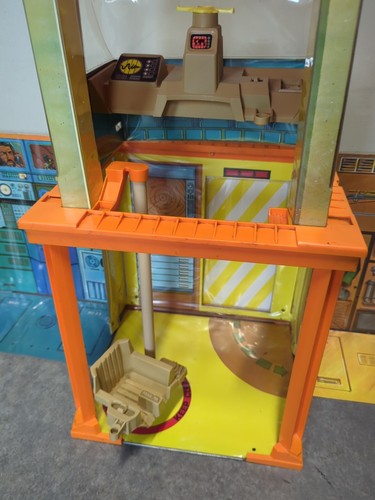 NICE Vtg 1972 GI Joe Adventure Team Headquarters & Extras - Incomplete - Picture 9 of 24