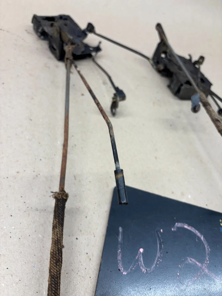 Camión Ford 1973 1979 F100 F150 F350 Rh Lh manija de puerta pestillos y varillas de varilla vinculación Foto 3 de 4