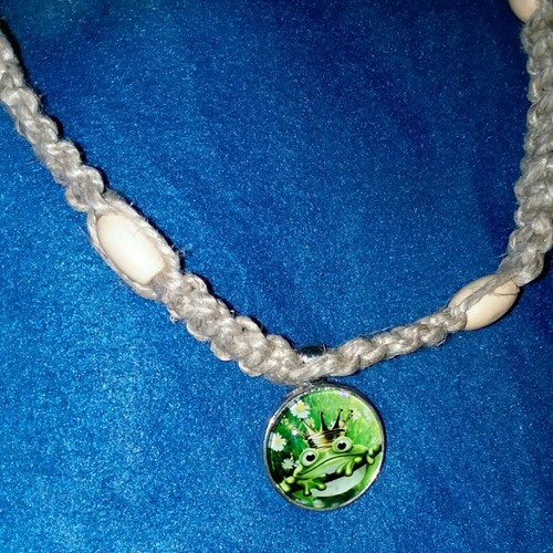 HANDGEMACHTE HIPPIE BOHO SURFER SKATE BOARDER HALSBAND NATÜRLICHER HANF MAKRAMEE HALSKETTE - Bild 2 von 2